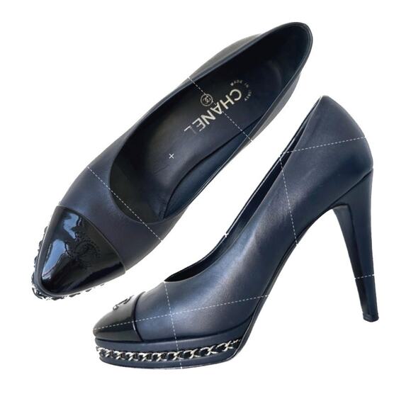CHANEL 2015 CC Logo Cap Toe Chain Link Platform Pumps IT 39 Navy Blue - Picture 1 of 14